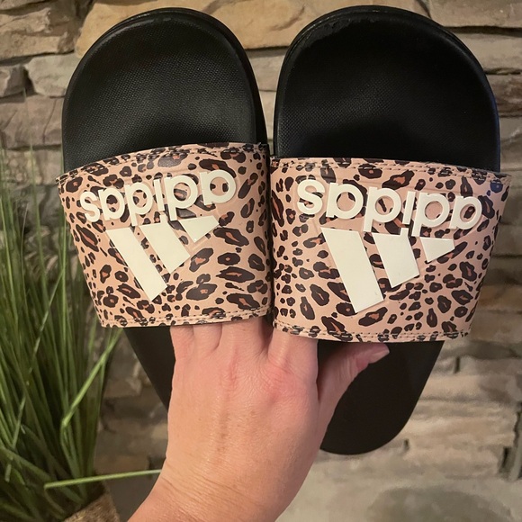 Adidas Adilette Cheetah Print Slides - Picture 3 of 5